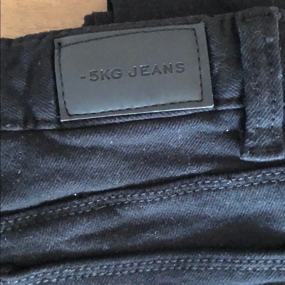 Chuu -5kg black skinny jeans - Picture 2 of 7